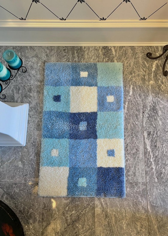 Image 1 of Tapis CUTE en laine fait main – coloris personnalisables 100cmx70cm