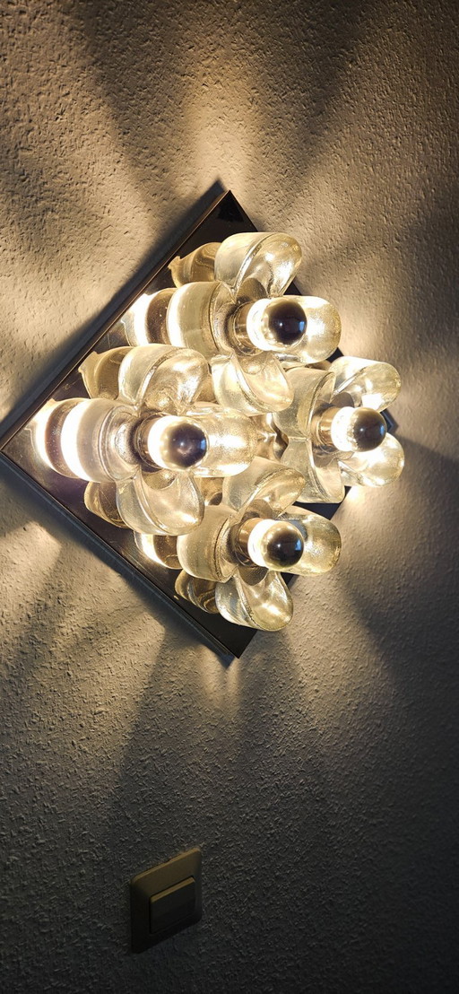 2 vintage wall lights in mid-century / space-age style (approx. 1960-70s)