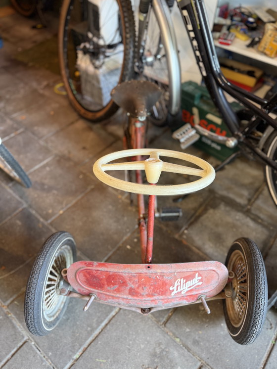 Image 1 of Lilliput pedal car 50/60's