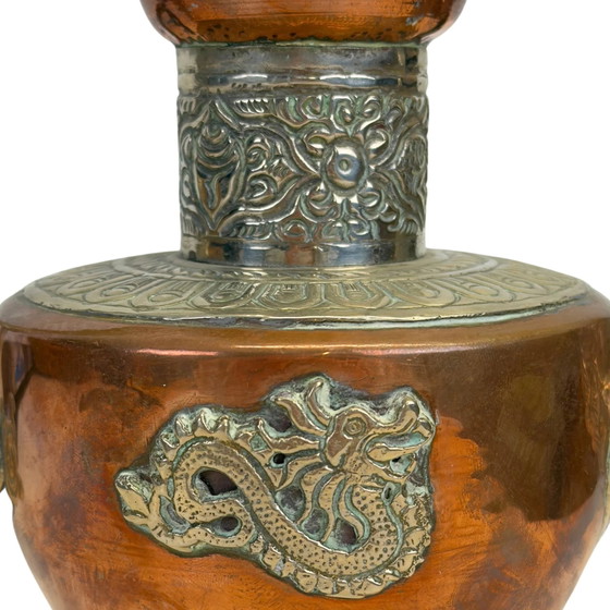 Vintage Himalaya Tibetaanse Koperen Drakenkannen – Paktong Reliëfdecoratie (28.5 cm) – Servies, Brass (photo 8 of 9)