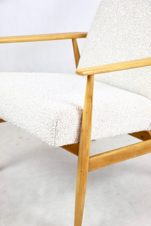Chaise facile Fox en bouclette blanc ivoire, 1970