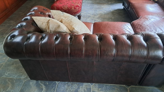 Image 1 of Canapé d'angle Chesterfield