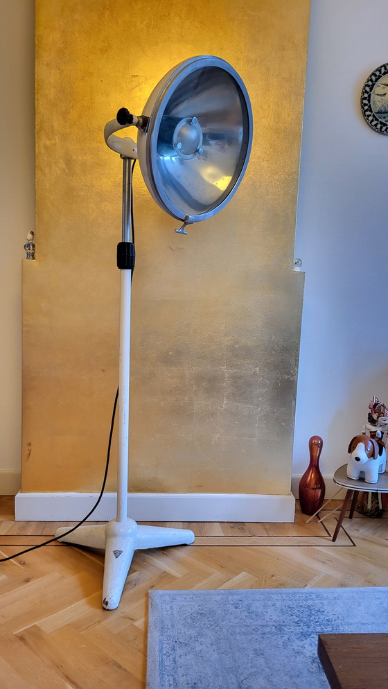 Image 1 of Vintage Operatielamp 