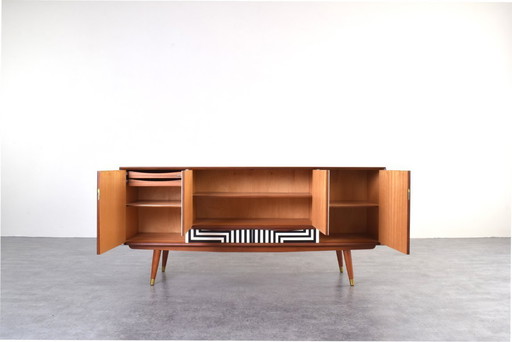 Handbemaltes Mid-Century Op-Art Sideboard von Sven Andersen Møbelfabrikk, 1960er Jahre.