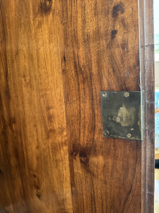 Oud Hollands Kabinet in Lodewijk XV Stijl / Bombée Kabinet – Kasten, Wood, Brass (photo 9 of 9)