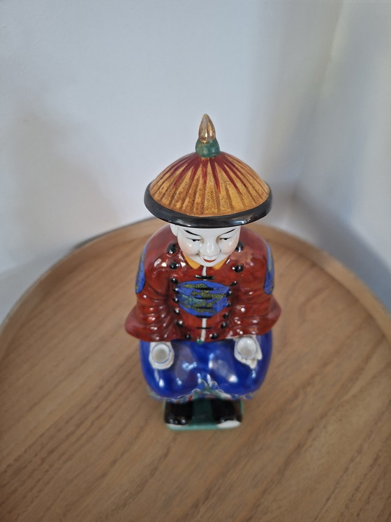 Image 1 of Beautiful Chinese Porcelain Statue - Emperor (28 cm)