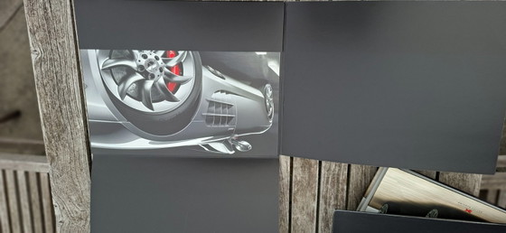 Image 1 of Mercedes-Benz books & brochures – rare collection