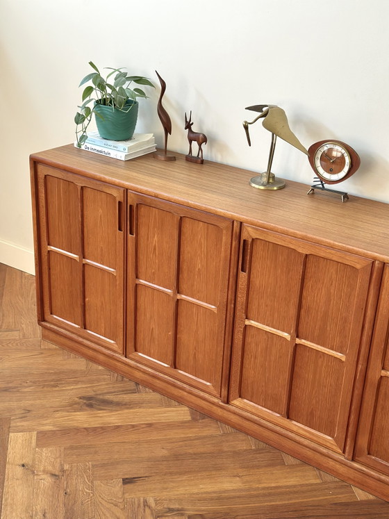 Image 1 of Buffet XXL vintage en teck, design danois, années 50/60/70