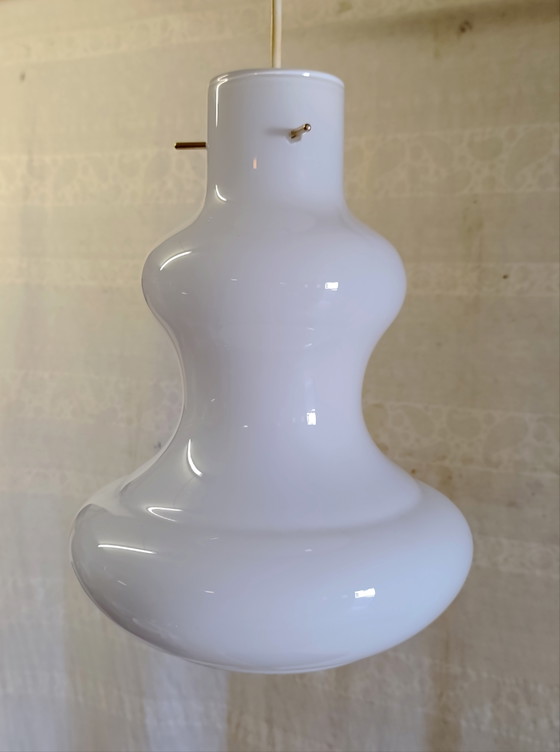 Scandinavian Style Pendant Lamp in Opaline Glass - 1950s (photo 2 of 8)
