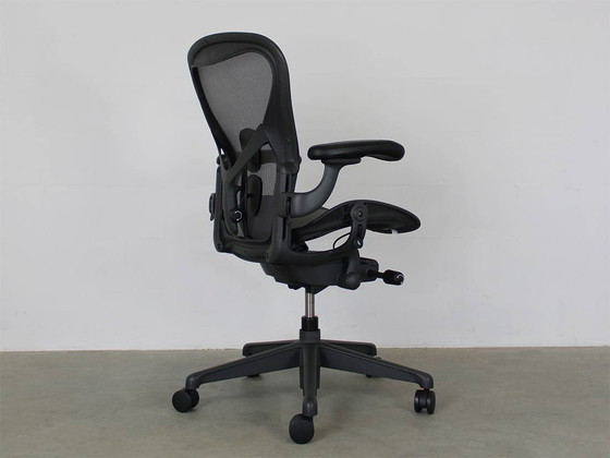 Image 1 of Aeron Remastered B Herman Miller Vollständige Optionen