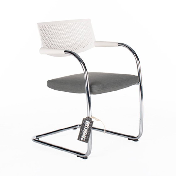 Image 1 of Vitra Visasoft Visavis stoel 12 stuks stapelbaar