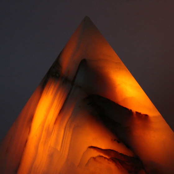 Image 1 of Vintage onyx piramide lamp