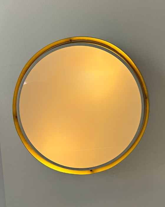 Image 1 of Paar XL vintage wandlampen, messing en opaline, Denemarken 1970