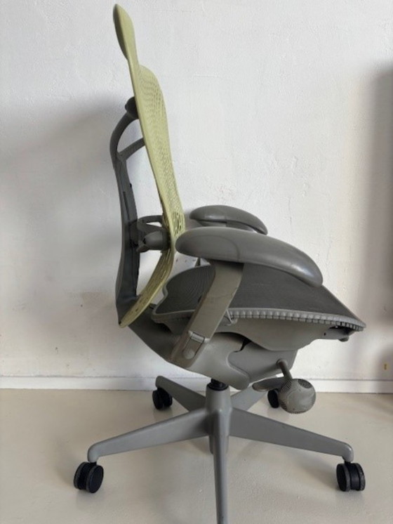 Image 1 of Herman Miller office chair