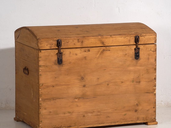 Baúl antiguo de madera maciza (c.1920) #16, Armarios de almacenamiento, Marrón, Rustic (foto 2 de 40)