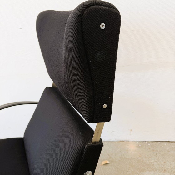 Poltrona Tecno P40 - Struttura in metallo, rivestimento nero – Poltrone, Textile (photo 6 of 13)