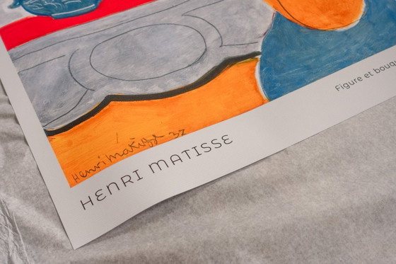 Image 1 of Figur und Blumenstrauß (Ockerkopf) – Henri Matisse 1937 – Poster 70 × 100 cm