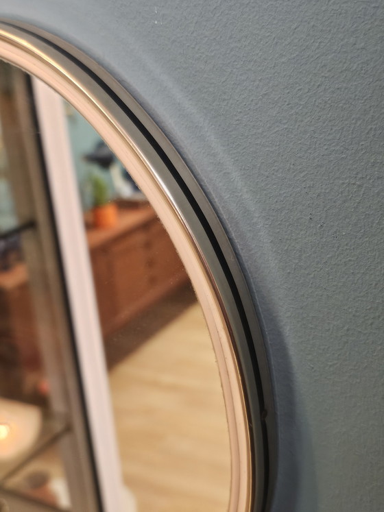 Image 1 of Miroir ovale vintage, miroir mural, WC