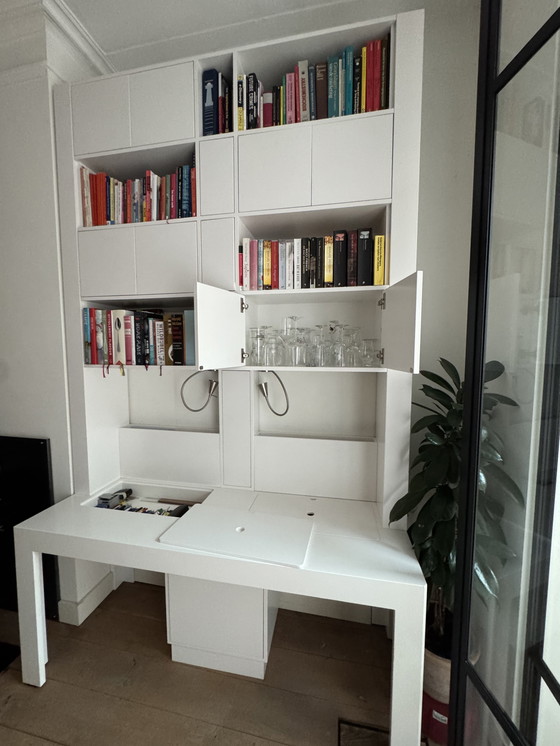 Image 1 of Boekenkast en bureau combinatie