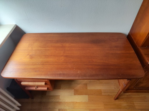 Escritorio danés de teca de mediados de siglo de Gunnar Nielsen Tibergaard para Tibergaard, años 60 – bureau (photo 2 of 5)