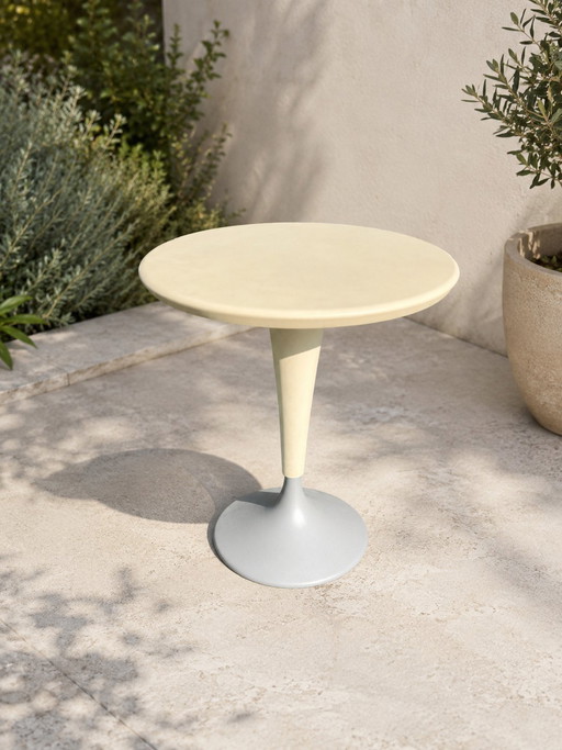 Kartell Dr. Na bistrotafel Philippe Starck design vintage
