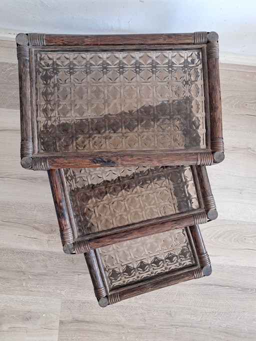 3 Bijzettafeltjes 