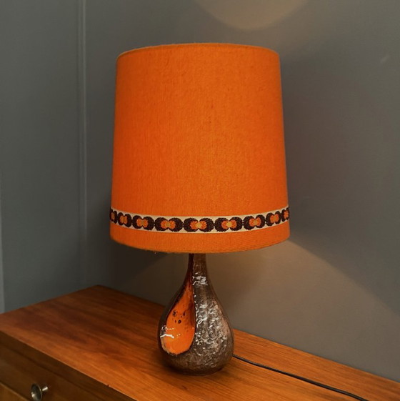 Ceramic Orange / Brown Table Lamp 1960s – Textile (photo 5 of 13)