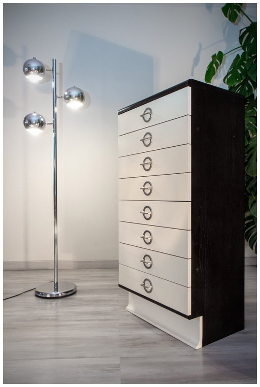 Cómoda alta, era espacial, años 70