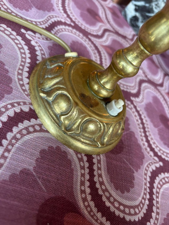 Image 1 of Lampe de table classique en laiton