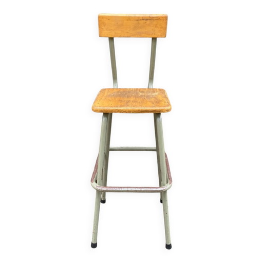 Taburetes de bar industriales altos (60cm) – ideales para su proyecto – estructura verde 1 de 40