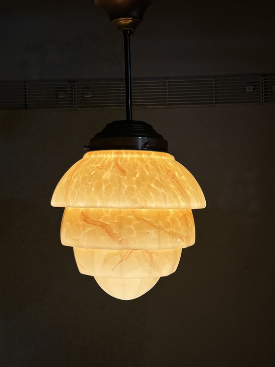 Image 1 of Lampada a sospensione marmorizzata Art Déco