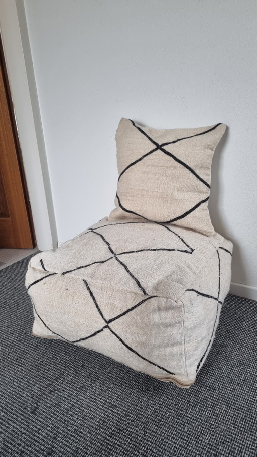 Vintage Berber Poef – hockers en poefs, Wool