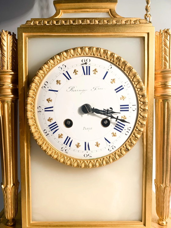 Raingo Frères Louis XVI Style Alabaster and Gilt Bronze Table Clock, 19th Century, Decorative Objects, Gold (photo 6 of 15)