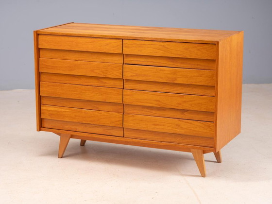 Commode tchèque vintage U-453 par Jiří Jiroutek, 1960, placage de chêne, 110 × 45 × 77 cm – Other (photo 3 of 10)