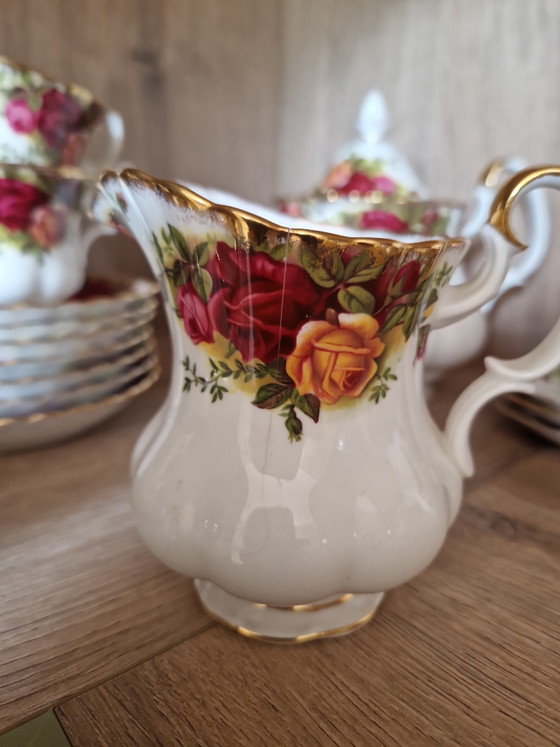 Ensemble de roses anciennes – Old Country Roses, Vaisselle, Other (photo 4 of 5)
