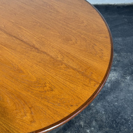 G-Plan Round Extendable Teak Dining Table, 1960s – Wood (photo 20 of 20)