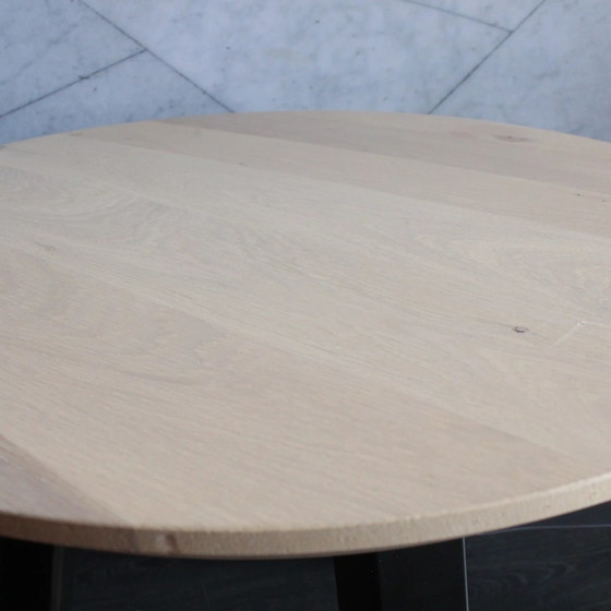 Image 1 of Express round