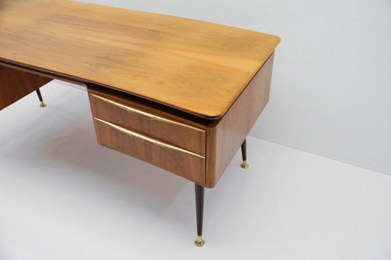 Image 1 of Grande scrivania con dettagli in ottone, Germania anni '50