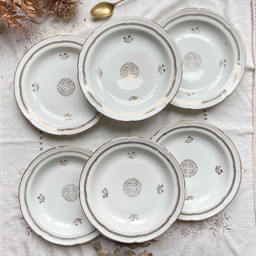 6 Vintage Französische Porzellan tiefe Teller mit vergoldetem Rosettenmuster
