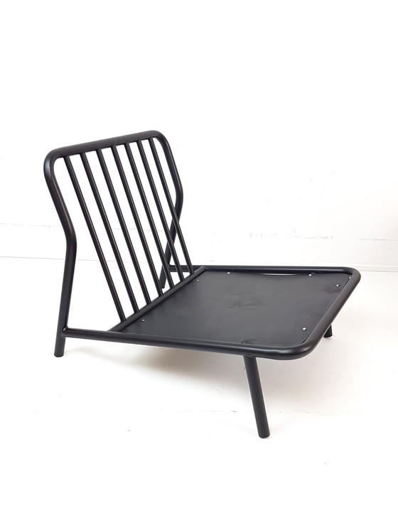 Image 1 of Poltrone Artifort Dux in metallo nero con cuscini rosa nuove