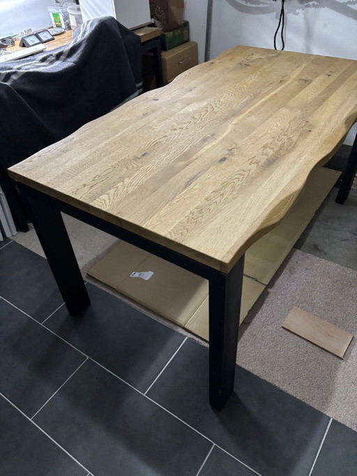 Henders & Hazel table