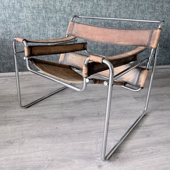 Image 1 of Vintage Marcel Breuer Wassily-stoel, met patina, Italië - jaren 1960