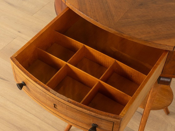 Eleganter Nähtisch, Biedermeier, um 1850 – Beistelltische, Holz (photo 11 of 14)