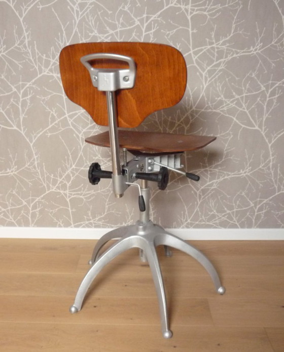 Image 1 of Sedia da laboratorio in legno e metallo