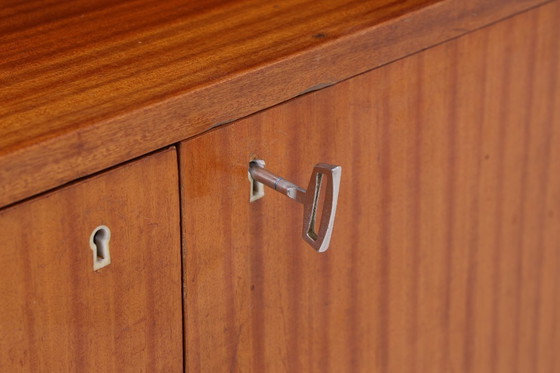 Image 1 of Libreria d'epoca anni '60 - scaffale di legno retrò del Mid Century #05-70