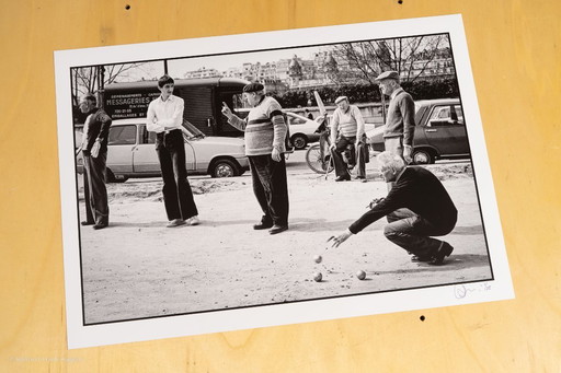 Precision throw - Jeu de boules along the Seine - Paris 1976 1/25