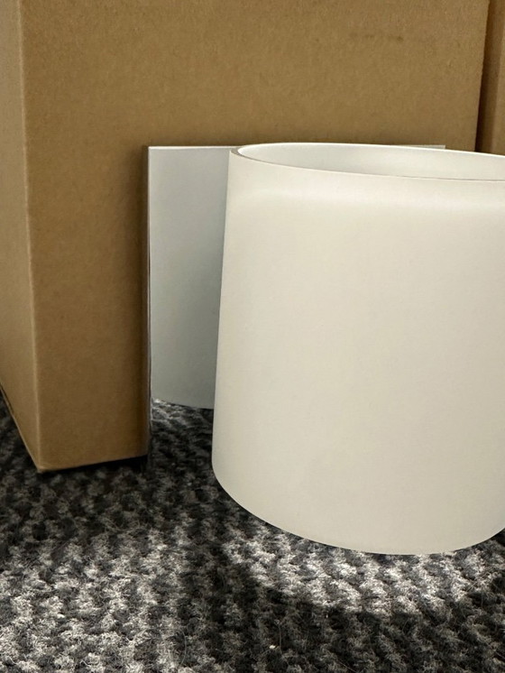 Image 1 of FLOS Tilee 2-piece wall lamp Choom-White