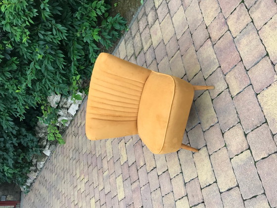 Fauteuil Club Ocre Hongrois, années 1950 (photo 3 of 9)