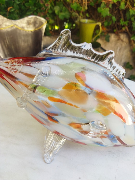 Image 1 of Poisson Murano année 1970  éclat léger sur dorsale 