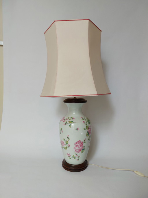 Vistra Alegra Epoque Porcelain Flower Table Lamp